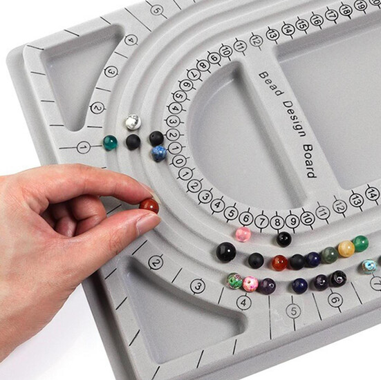 Доска-планшет для создания украшений 9 яч. пластик бархат 24х32 см 1 шт. Серый