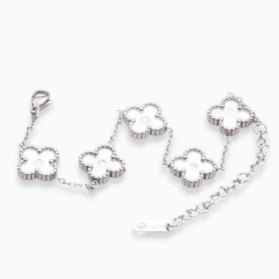 Браслет Клевер из нержавеющей стали 13х3,5 мм 17-22 см 1 шт. Платина