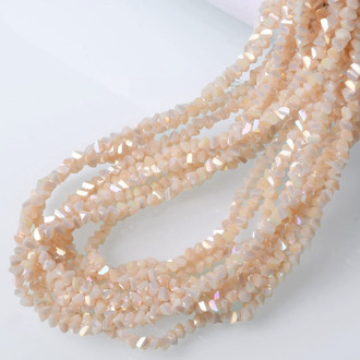 Бусины Swarovski огранка треугольник 6 мм Ø 1 мм 35 см (+-85 шт.) Пудровый АВ непрозрачный