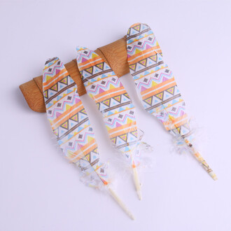 Перо гусиное крашеное 15-20 см 1 шт. Орнамент №6