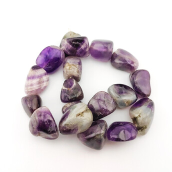 Аметист бусины из камня галтовка 14-20 мм +-37 см 18 шт.