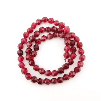 Гранат бусины из камня огранка 6 мм +-37 см 60 шт.