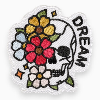 Термоаппликация Dream вышитая 7,7х7,5 см 1 шт. Разные цвета