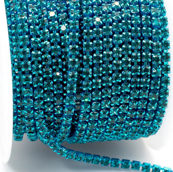 Стразовая цепь ss6 (2 мм) 1 м Blue zircon blue