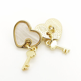 Пуговица Кey of love LuxFabric на ножке металл 23х19 мм 1 шт. Белый/Золотистый