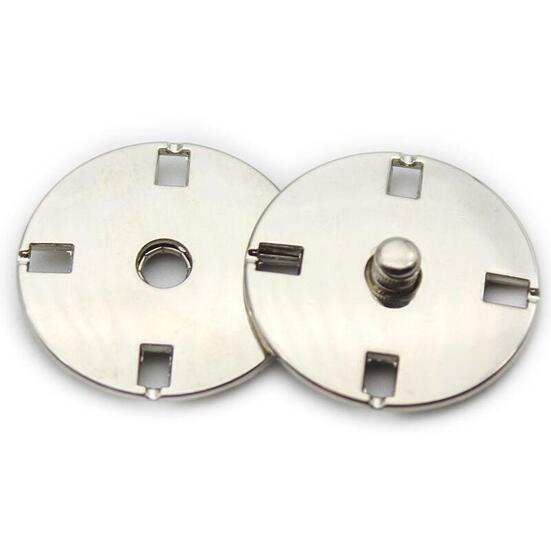 Кнопка для одежды LuxFabric потайная металл 12 мм 1 шт. Платина