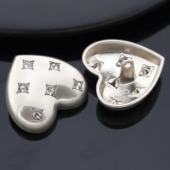 Пуговица Heart Six Diamonds LuxFabric на ножке металл 25х23 мм 1 шт. Серый матовый