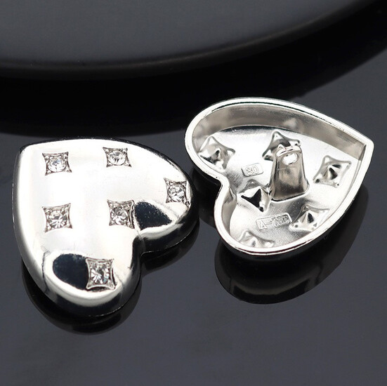 Пуговица Heart Six Diamonds LuxFabric на ножке металл 23х21 мм 1 шт. Платина