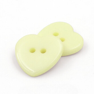 Пуговица Сердце LuxFabric 2 отв. пластик 11,5х11,5 мм 1 шт. Лимонный