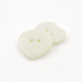 Пуговица Сердце LuxFabric 2 отв. пластик 11,5х11,5 мм 1 шт. Айвори
