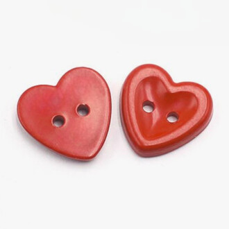 Пуговица Сердце LuxFabric 2 отв. пластик 14,5х15 мм 1 шт. Красный