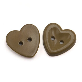 Пуговица Сердце LuxFabric 2 отв. пластик 14,5х15 мм 1 шт. Коричневый
