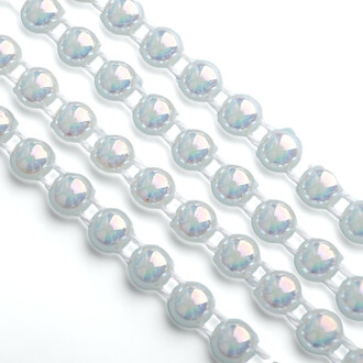 Полубусины на нитке 6 мм 1 м Белый АВ