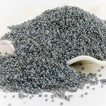Бисер Блестящий 2 мм 50 г Серый