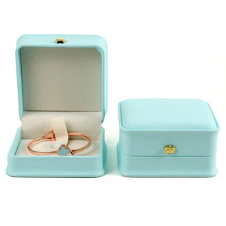 Футляр для браслета с Экокожы упаковка для украшений 9,5х9,5х5 см 1 шт. Тиффани