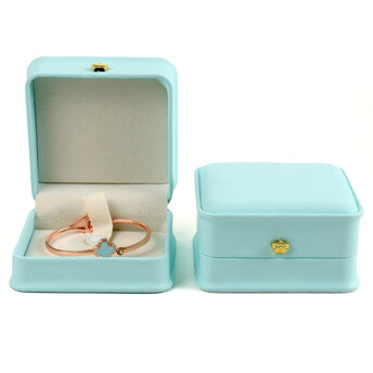 Футляр для браслета с Экокожы упаковка для украшений 9,5х9,5х5 см 1 шт. Тиффани