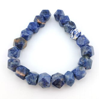 Содалит бусины многоугольные из камня огранка 10х10 мм ±20 см 20 шт.