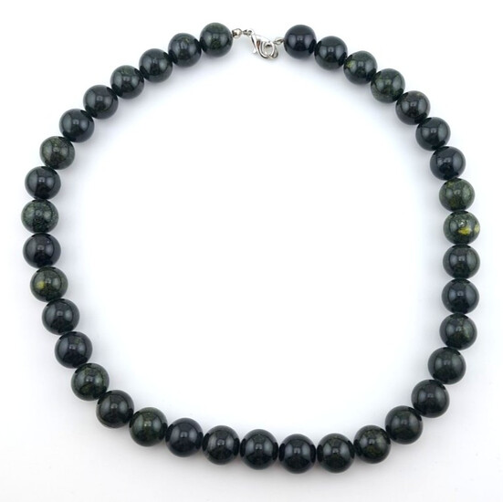 Ожерелье из камня Змеевик 4 мм 45 см 1 шт.