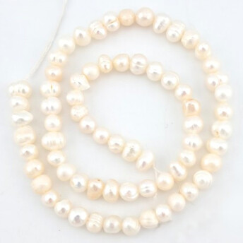Жемчужины Ovalé Ivory Pearl 4-5 мм ±33 см 67шт. Кремовый