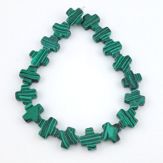 Малахит бусины Крест из камня 13х13х5 мм +-24 см 18 шт.