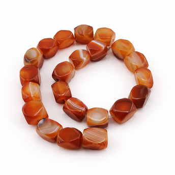 Сердолик бусины из камня 10-13 мм ±29 см 22 шт.