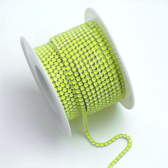 Стразовий ланцюг ss6 (2 мм) 1 м Fluorescent Lemon AB Silver