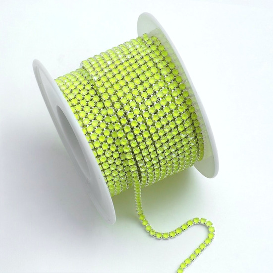 Стразовий ланцюг ss6 (2 мм) 1 м Fluorescent Lemon AB Silver