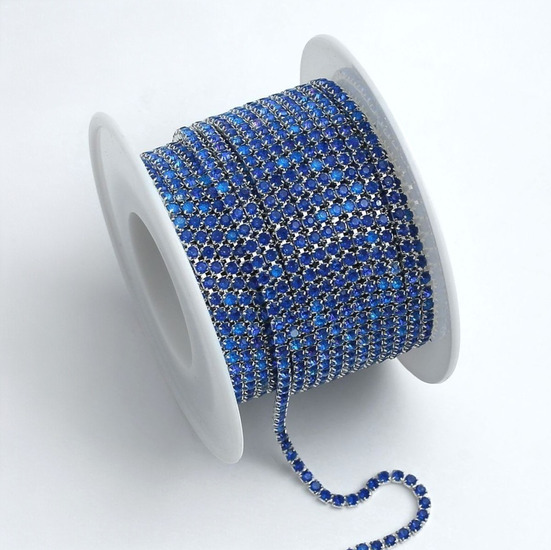 Стразовий ланцюг ss6 (2 мм) 1 м Blue zircon AB Silver