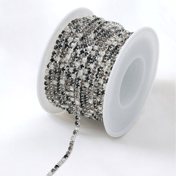 Стразовий ланцюг ss6 (2 мм) 1 м Crystal black silver