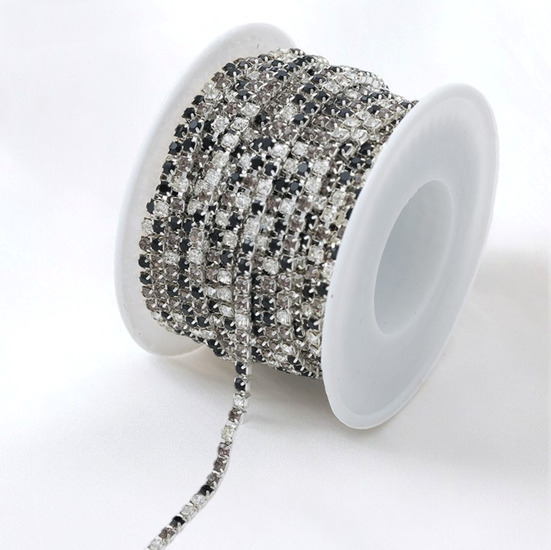 Стразовий ланцюг ss6 (2 мм) 1 м Crystal black silver