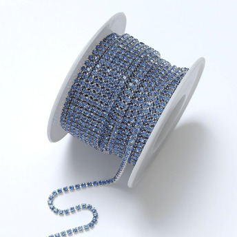 Стразовий ланцюг ss6 (2 мм) 1 м Light Sapphire silver